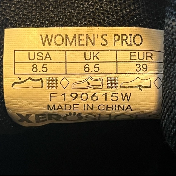 Xero Shoes Prio Women's 8.5
Barefoot Running Shoes Blue
Grey Sneaker Lace Up - Picture 9 of 9